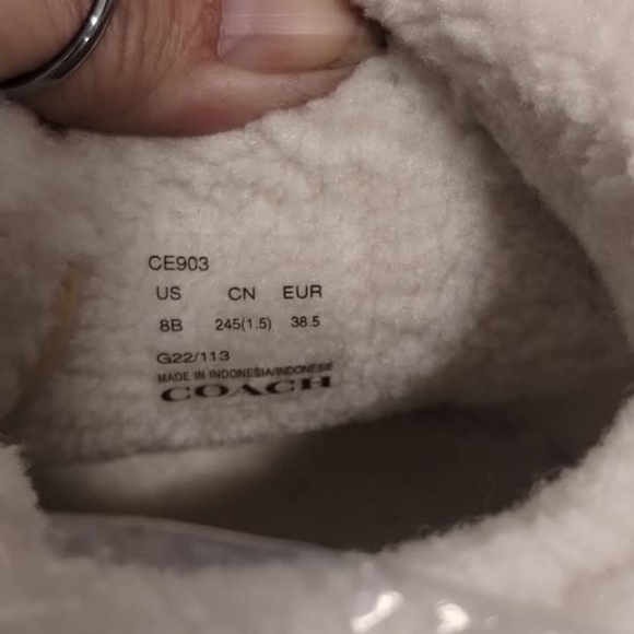 Coach shoes - Picture 3 of 6